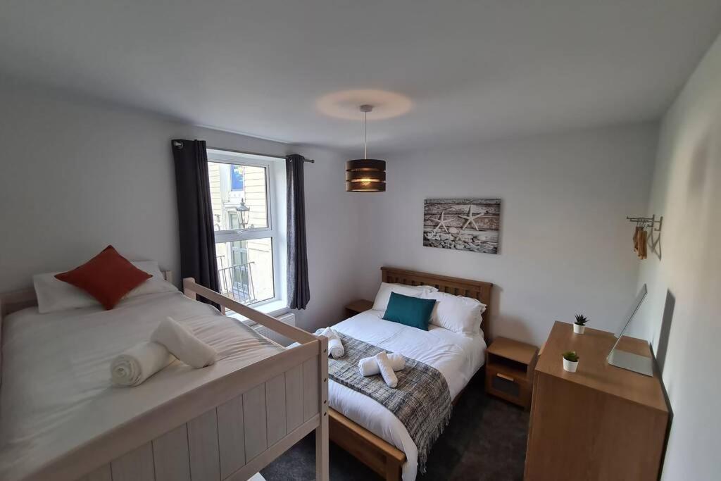 Beautiful Seaside Apartment With Parking Ventnor Exterior photo